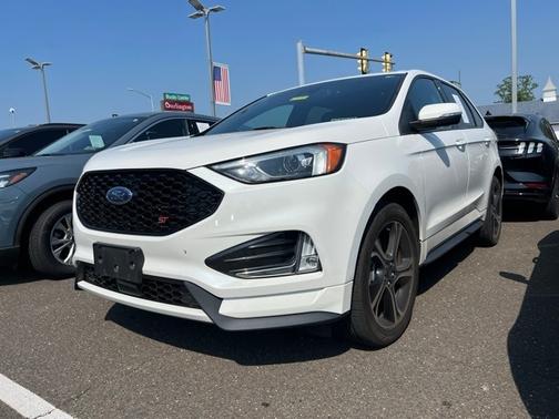 2022 Ford Edge ST