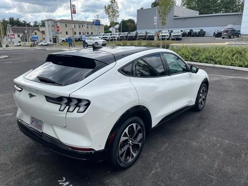 2022 Ford Mustang Mach-E PREMIUM