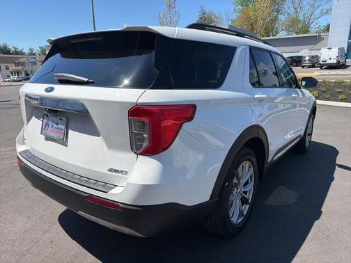 STAR WHITE MET TRI-COAT 2022 Ford Explorer XLT