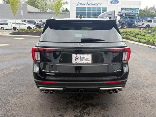 AGATE BLACK METALLIC 2025 Ford Explorer PLATINUM