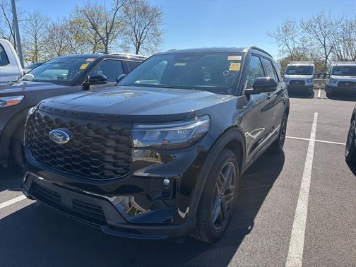 AGATE BLACK METALLIC 2025 Ford Explorer ST-LINE