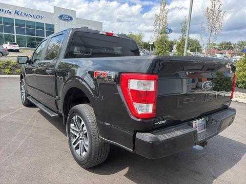AGATE BLACK METALLIC 2023 Ford F-150 XL