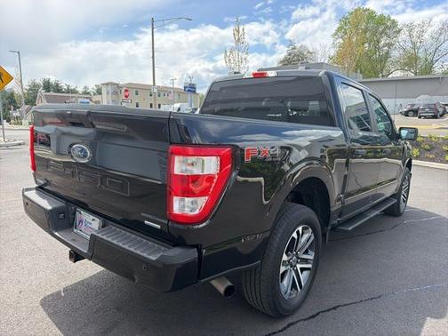 AGATE BLACK METALLIC 2023 Ford F-150 XL
