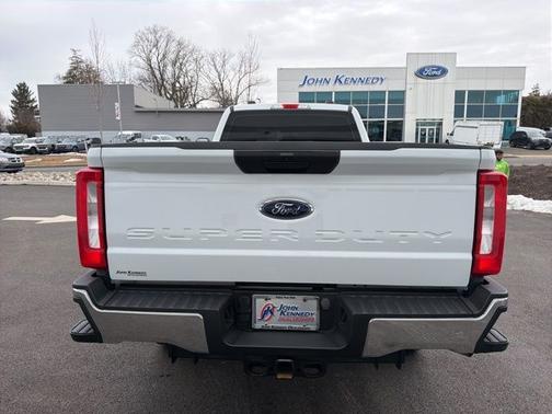 OXFORD WHITE 2024 Ford F-250 XL