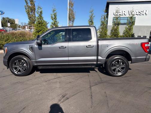 CARBONIZED GRAY METALLIC 2023 Ford F-150 LARIAT