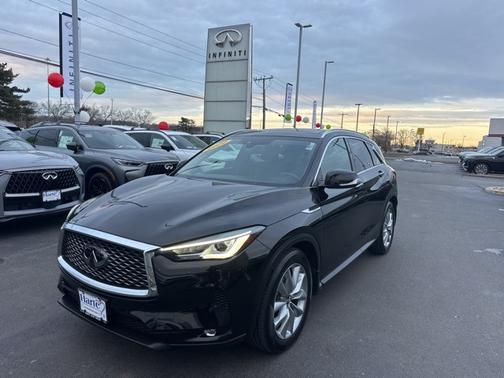 2022 INFINITI QX50 LUXE