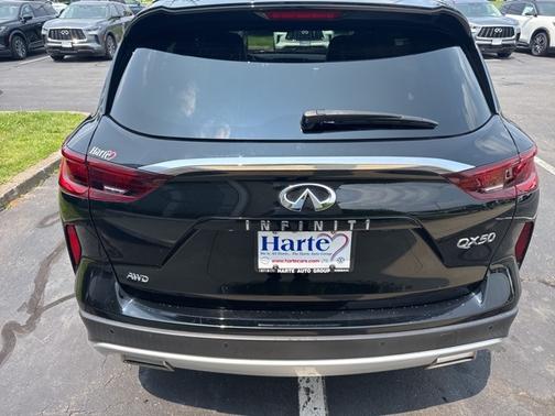 2022 INFINITI QX50 LUXE