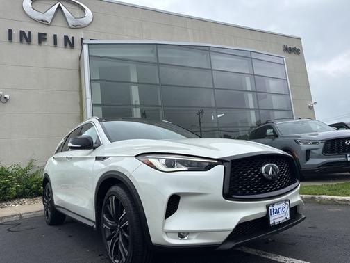 2022 INFINITI QX50 LUXE