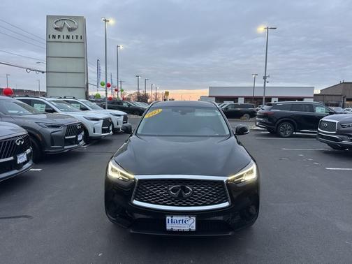 2023 INFINITI QX50 LUXE