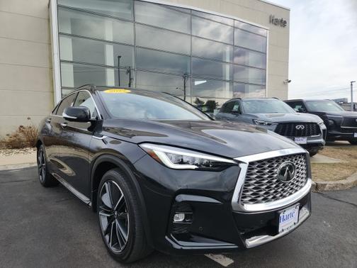 2022 INFINITI QX55 ESSENTIAL