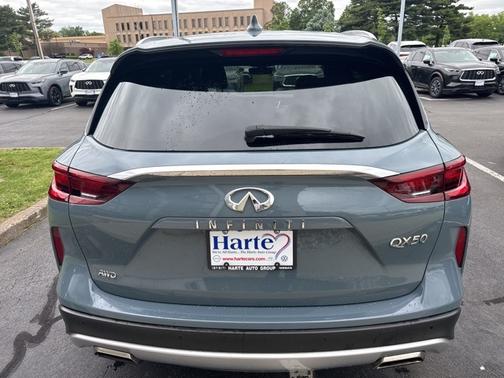 2024 INFINITI QX50 LUXE
