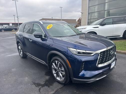 2022 INFINITI QX60 LUXE