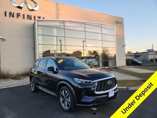 2023 INFINITI QX60 LUXE