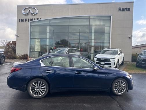 2022 INFINITI Q50 LUXE