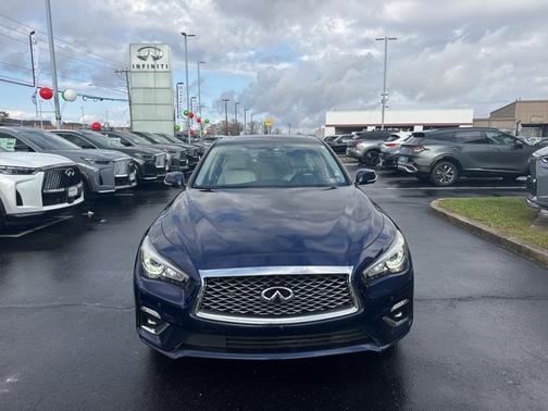 2022 INFINITI Q50 LUXE