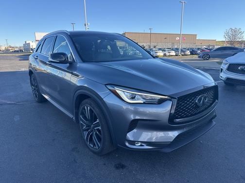 2022 INFINITI QX50 LUXE