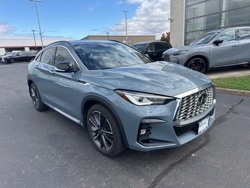 2023 INFINITI QX55 LUXE