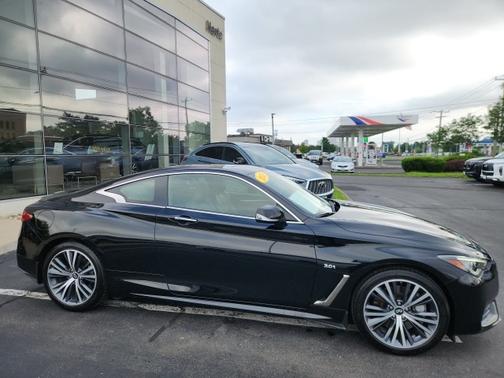 2018 INFINITI Q60 3.0t SPORT