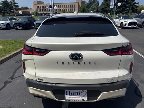 2022 INFINITI QX55 LUXE