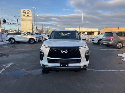 2025 INFINITI QX80 SENSORY