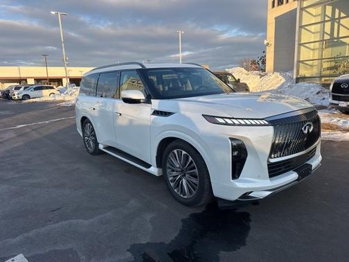 2025 INFINITI QX80 SENSORY