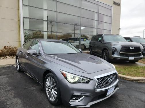 2022 INFINITI Q50 LUXE