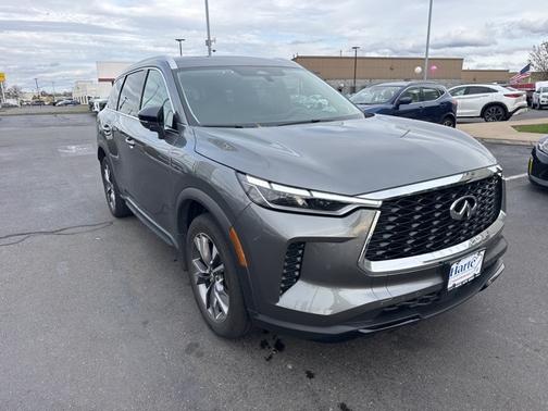2024 INFINITI QX60 LUXE