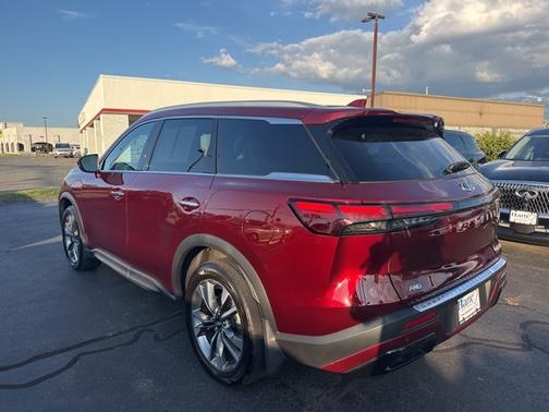 2023 INFINITI QX60 LUXE