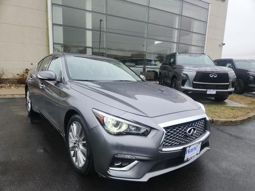 2022 INFINITI Q50 LUXE
