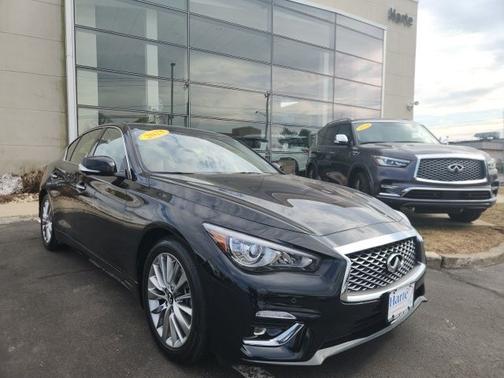 2023 INFINITI Q50 LUXE