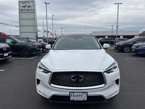 2022 INFINITI QX50 LUXE
