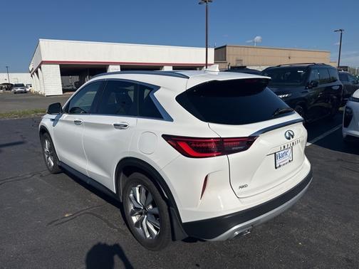 2022 INFINITI QX50 LUXE
