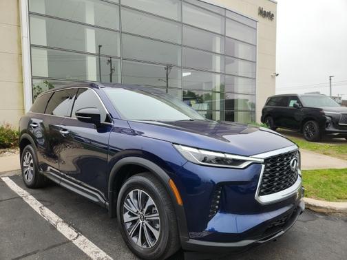 2023 INFINITI QX60 PURE