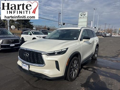2024 INFINITI QX60 LUXE