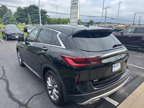 2022 INFINITI QX50 PURE