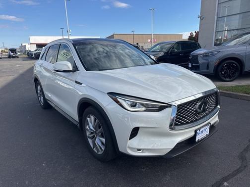 2022 INFINITI QX50 LUXE