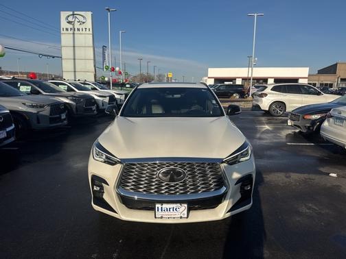 2023 INFINITI QX55 LUXE