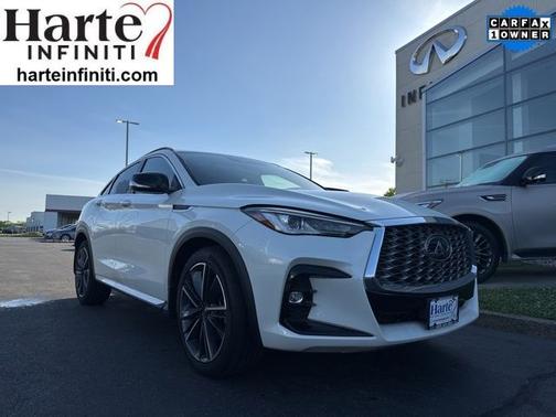 Majestic White 2023 INFINITI QX55 LUXE