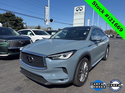 2024 INFINITI QX50 LUXE