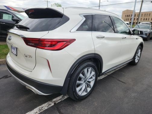 2022 INFINITI QX50 ESSENTIAL