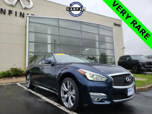 2018 INFINITI Q70L 5.6X LUXE