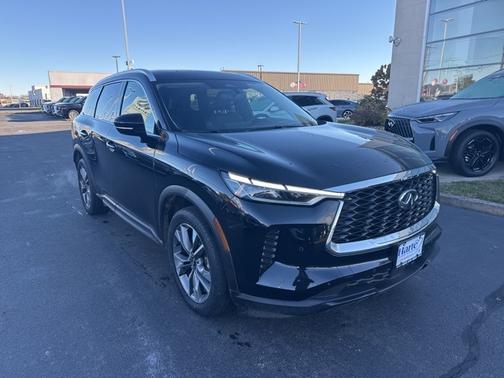2024 INFINITI QX60 LUXE