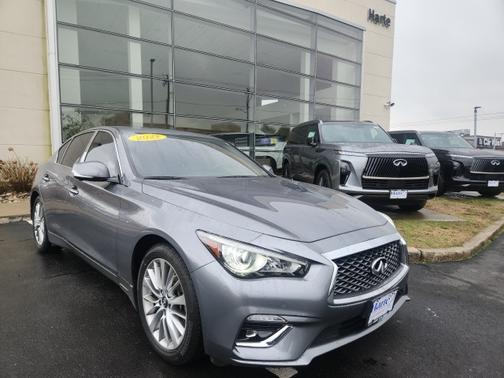 2022 INFINITI Q50 LUXE