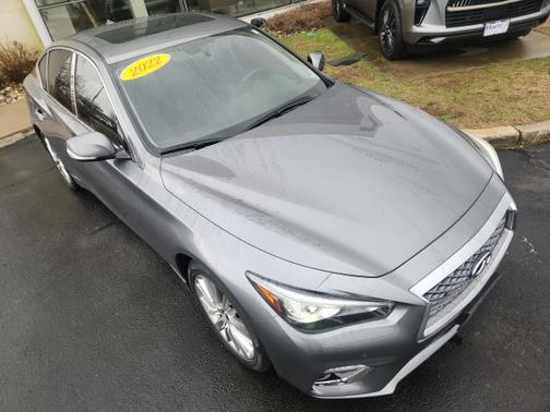 2022 INFINITI Q50 LUXE