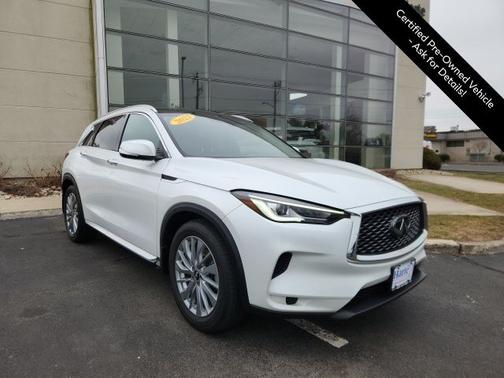 2023 INFINITI QX50 LUXE