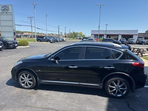 2017 INFINITI QX50 Base