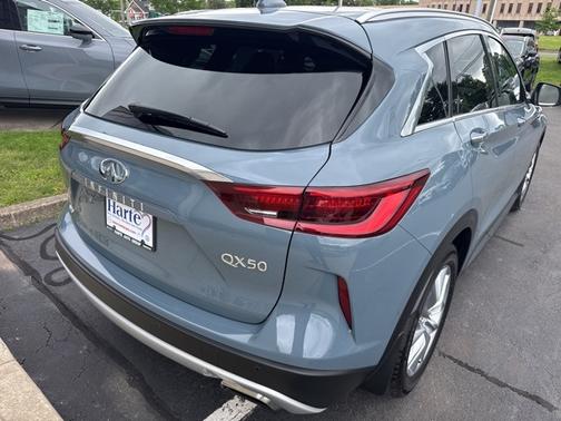 2022 INFINITI QX50 LUXE