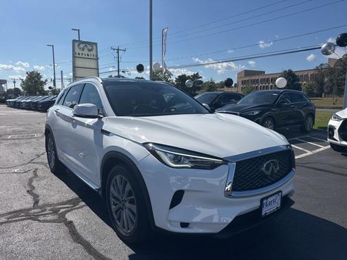 2023 INFINITI QX50 LUXE