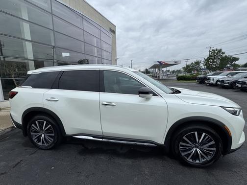 2023 INFINITI QX60 SENSORY
