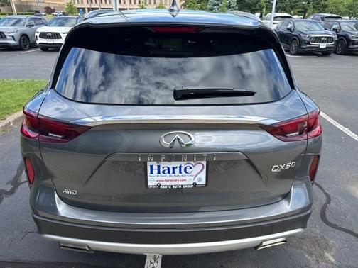 2022 INFINITI QX50 LUXE
